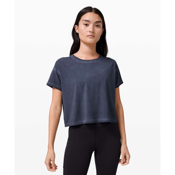 LULULEMON Cates Tee Womens 6 Blue Short Sleeve Cropped Pima Cotton T Shirt - Picture 1 of 14